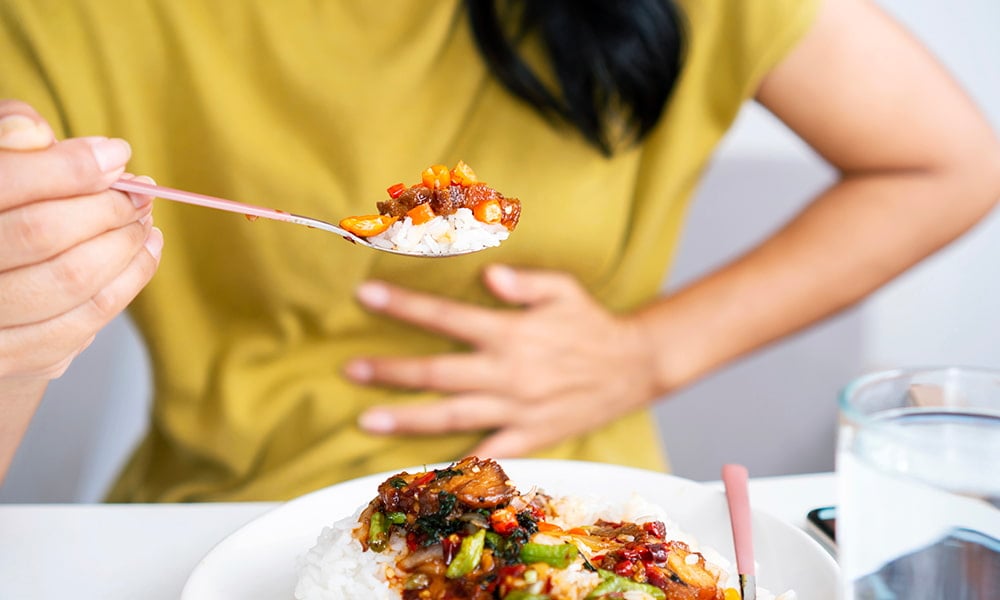 Acidità e Gonfiore allo Stomaco dopo Mangiato